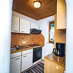 Apartmenthaus Donnerrose * Лойташ