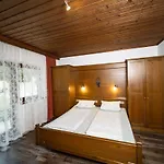 Апартаменты Apartmenthaus Donnerrose
