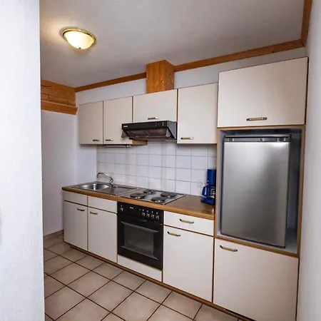 Apartmenthaus Donnerrose ליוטאש
