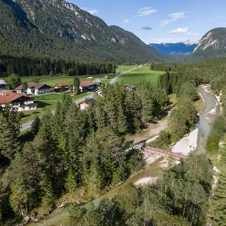 Апартаменты Apartmenthaus Donnerrose Лойташ