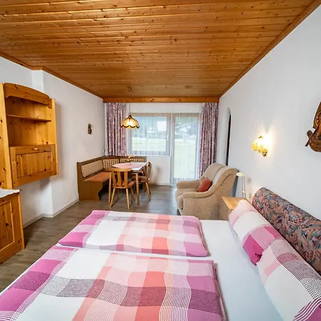 Apartmenthaus Donnerrose * ליוטאש
